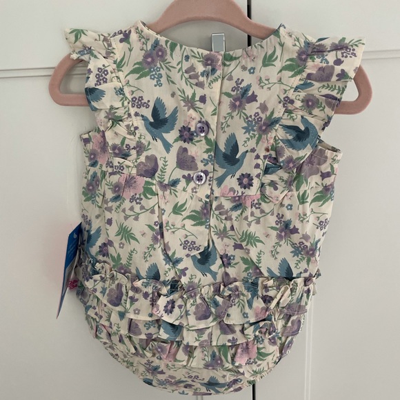 Matching brand new Rufflebutts girls dress and bubble. 4T & 3-6 months. - Picture 5 of 8